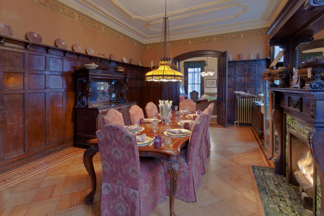 Akwaaba Mansion Bed and breakfast *